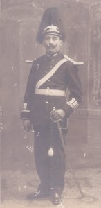 mayor enrique julio flores acercamiento